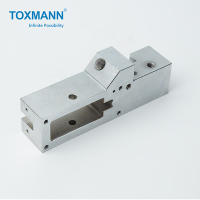 Nicht rostendes Material der CNC-Maschinen-Ersatzteil-SKD61 für die Befestigung von Industrie